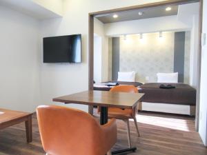 โทรทัศน์และ/หรือระบบความบันเทิงของ HOTEL LiVEMAX PREMIUM Nagoya Marunouchi