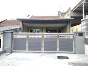 Bangunan di mana terletaknya rumah percutian