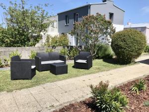 Vonkajšia záhrada v ubytovaní Maison cosy proche du port et des commerces