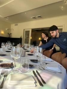 Gäste, die in der Unterkunft Hotel Mardaga übernachten