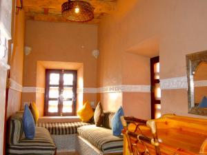 Kasbah Hotel Ait Omar的休息区