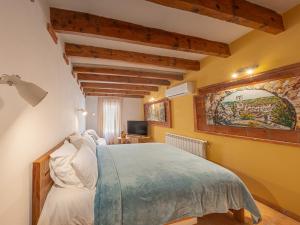 A bed or beds in a room at Casa Turística Las Cebras