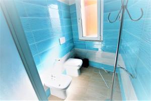 A bathroom at SHR Badesi