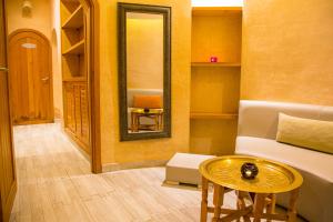 Valley Boutique Hotel的休息区