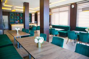 Valley Boutique Hotel的休息区