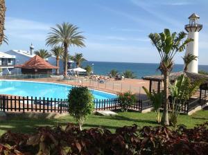 Πισίνα στο ή κοντά στο Luxury Beach - Heated pool & Beachfront access