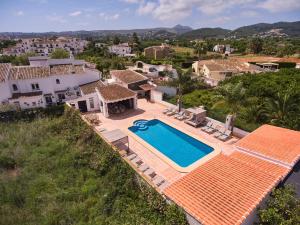 Bazén v ubytování Villa Palmview Up To 28 Guests Close To Jávea Beach nebo v jeho okolí