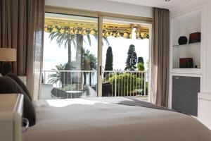 En eller flere senge i et værelse på Sublime appartement vue mer + 30 billeder