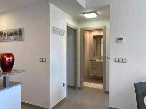 Fotografia z galérie ubytovania Moderno apartamento a 500 m de la playa v destinácii Arenales del Sol