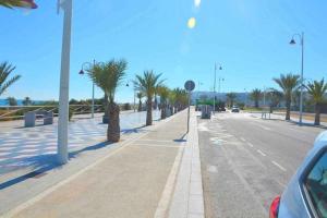 Fotografia z galérie ubytovania Moderno apartamento a 500 m de la playa v destinácii Arenales del Sol