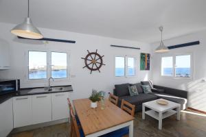 Kuchyň nebo kuchyňský kout v ubytování Fischer Home Roque del Este