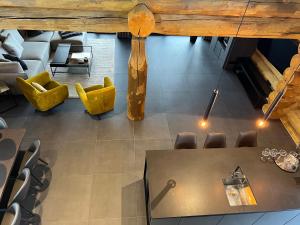 Prostor za sedenje u objektu Chalet Deux B