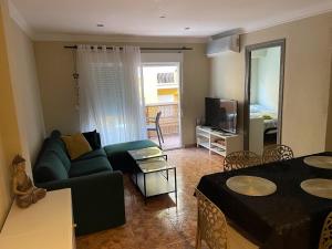 Ruang duduk di Nuevo Apartamento Elegante Gandia