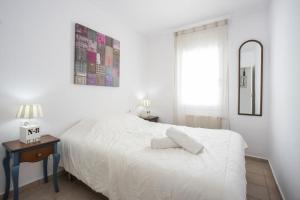 Posteľ alebo postele v izbe v ubytovaní 1001 Apartamento para 4 personas by homeselectspain