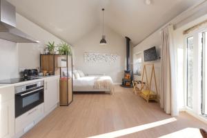 Dapur atau dapur kecil di The Rest House +13 gambar