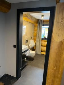 Kupatilo u objektu Chalet Deux B