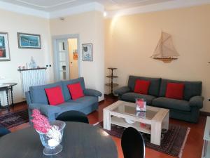 A seating area at Casa Alice