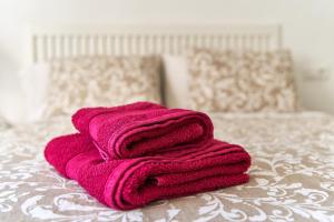 A bed or beds in a room at Apartamento Amador frente al Mar