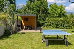 Lauatennis majutusasutuses Private green getaway või selle läheduses