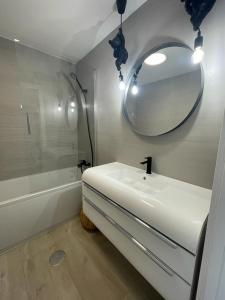 Kúpeľňa v ubytovaní Piso en Fuengirola Castillo Sohail