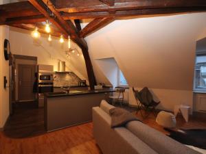 Kuchyň nebo kuchyňský kout v ubytování Mont-Dore: Beau T3 bis hyper centre avec wifi - FR-1-608-42