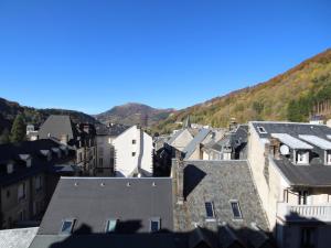 Nespecifikovaný výhled na hory nebo výhled na hory při pohledu z apartmánu