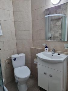 Koupelna v ubytování Casa Elena + 3 fotografie