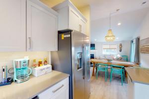 Φωτογραφία από το άλμπουμ του Turquoise Dreams σε Λίνκολν Σίτι +16 φωτογραφίες