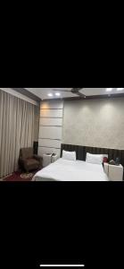 Hotel temple view inn客房内的一张或多张床位