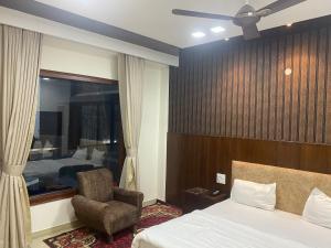 Hotel temple view inn客房内的一张或多张床位