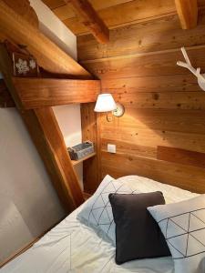 Zdjęcie z galerii obiektu Chalet l'écureuil La Plagne 8 pers La roche w mieście Praconduit