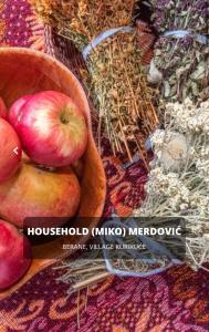 貝拉內的住宿－Seosko domaćinstvo Miko Merdović，一群苹果坐在一些草药旁边