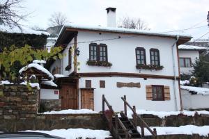 Guest House The Old Lovech v zimě