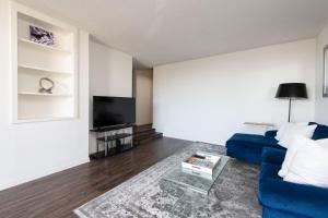 Prime Location 1-Bedroom with Balcony and Pool