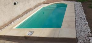 Πισίνα στο ή κοντά στο casa en alquiler