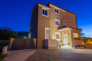 Fotografie z fotogalerie ubytování Villa Maris v destinaci Dugopolje