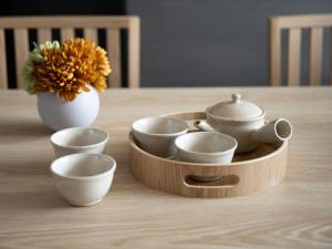 Set per la preparazione di tè e caffè presso MIMARU SUITES Tokyo Asakusa
