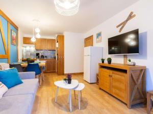 Fotografia z galérie ubytovania Appartement au cœur de Saint-Lary avec piscine, sauna et parking sécurisé - FR-1-296-457 v destinácii Saint-Lary-Soulan