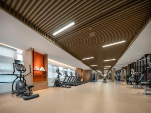 Fitness centrum a/nebo fitness zařízení v ubytování Grand New Century Hotel Wenzhou