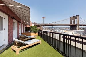 Balkón nebo terasa v ubytování 33 Hotel, New York City, Seaport