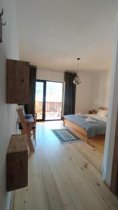 Postel nebo postele na pokoji v ubytování Hotel Lamish