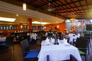Restaurace v ubytování Kata Sea Breeze Resort - SHA Plus