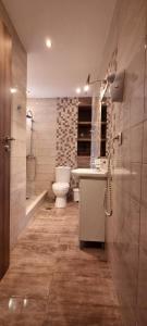 Ένα μπάνιο στο APOSTOLOS APARTMENT +5 φωτογραφίες
