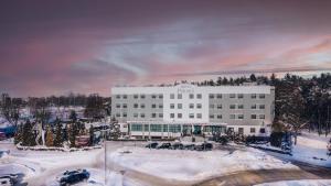 Obiekt Hotel Polski zimą