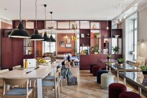 Posezení v ubytování Stay KooooK Bern City - Online Check In