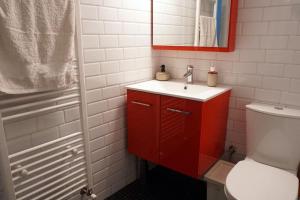 Ένα μπάνιο στο Sarakina City +20 φωτογραφίες