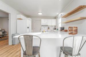 Η κουζίνα ή μικρή κουζίνα στο The Lombardy Inn