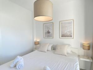 Posteľ alebo postele v izbe v ubytovaní Balcon del Mar Seaview 211 Casasol