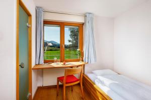 Letto o letti in una camera di Hotel Restaurant Schiff