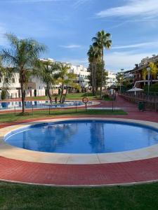 Bazén v ubytování CT 209 - Navigolf Penthouse - La Cala de Mijas nebo v jeho okolí